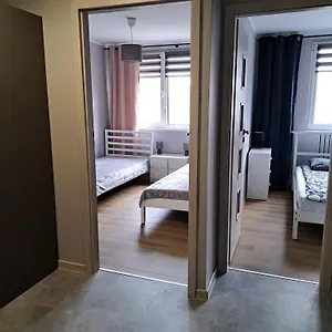 https://apartament-aqua-centrum-borowska.hotelswroclaw.com